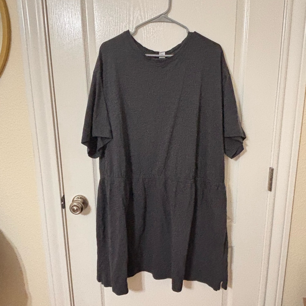 Old Navy Casual Gray Short Sleeve Dress